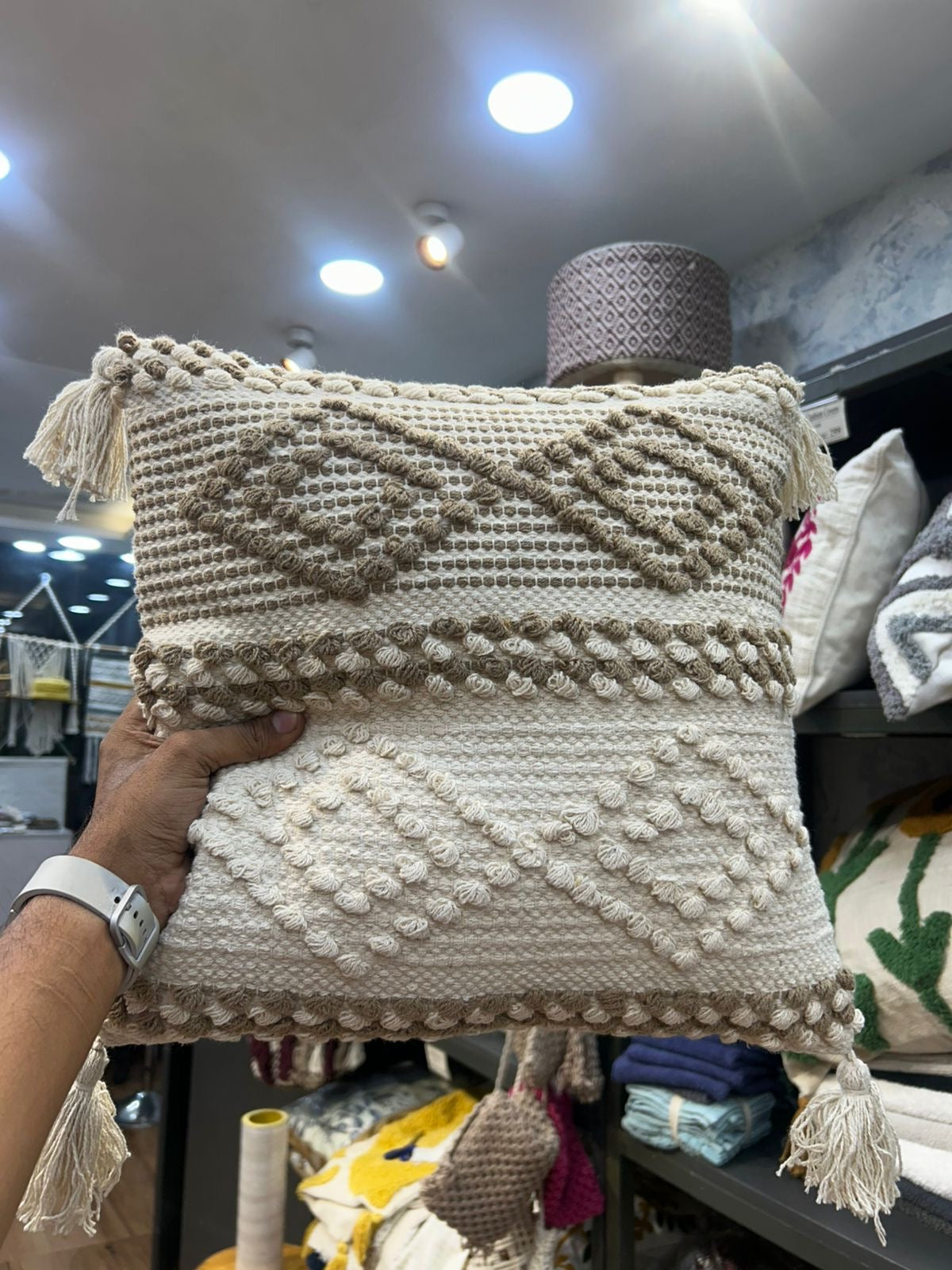 Double Diamond Beige White Boho Cushion Cover